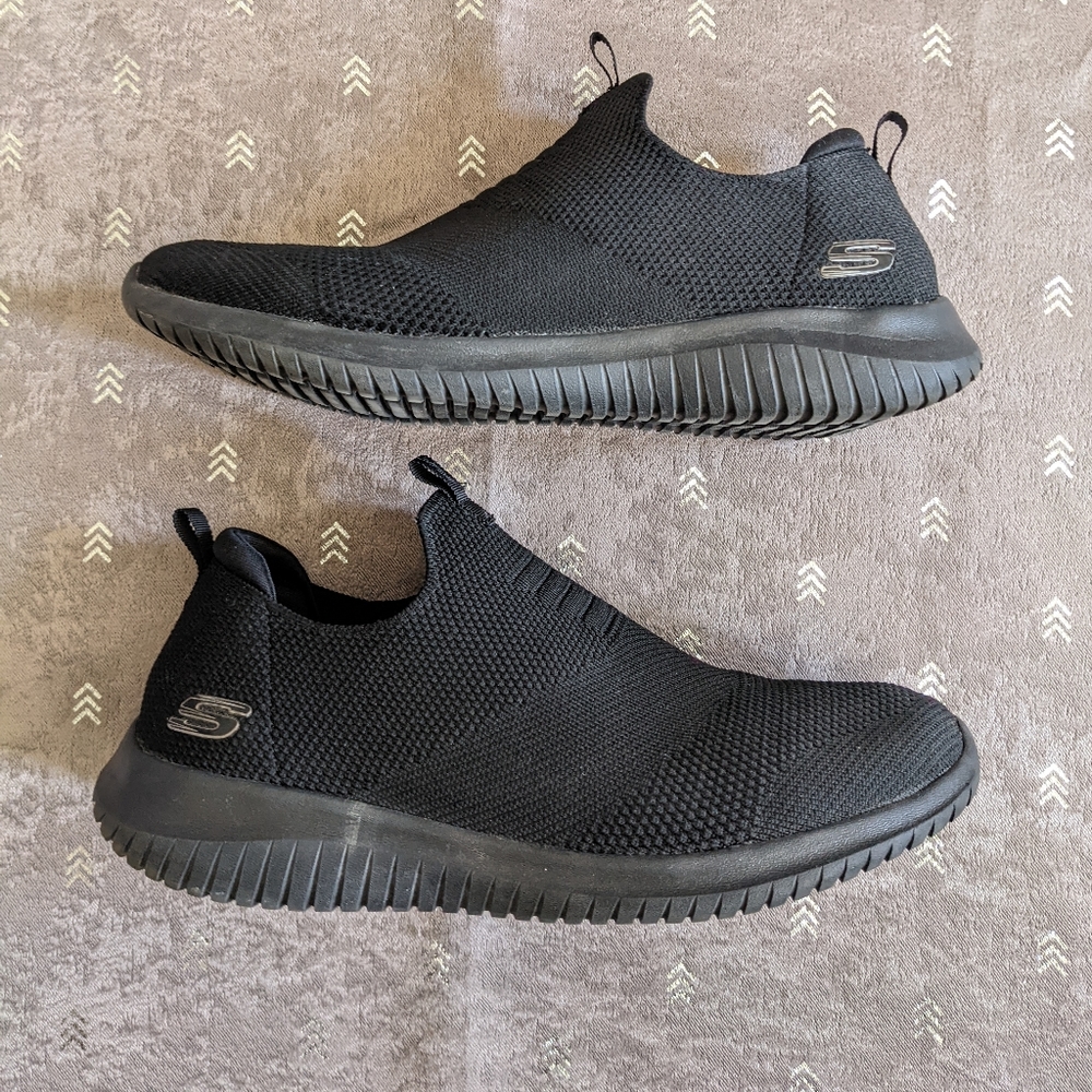 Skechers go walk shoes